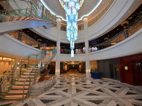 Peek Inside Norwegian Cruise Lines Giant New Ship Norwegian Bliss