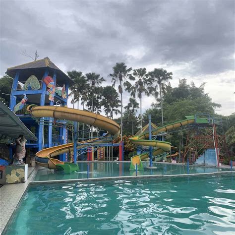 Tiara Jember Park Waterboom, Tempat Wisata Favorit Keluarga di Jember ...