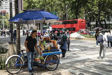 El trabajo informal crece en México y supera el 55 EL PAÍS México