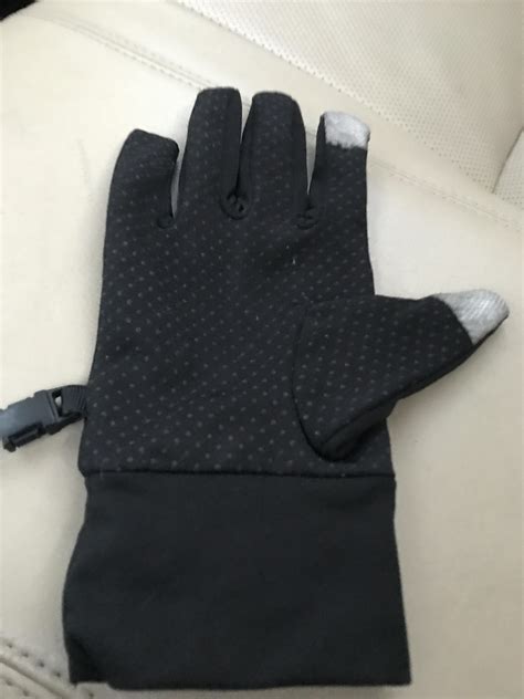 These gloves : r/notinteresting