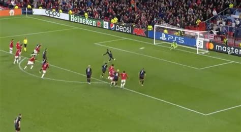 Video Andre Onana Saves Manchester United With Penalty Denial