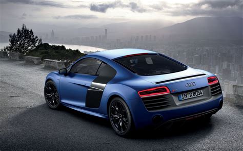 AUDI R8 - Review and photos