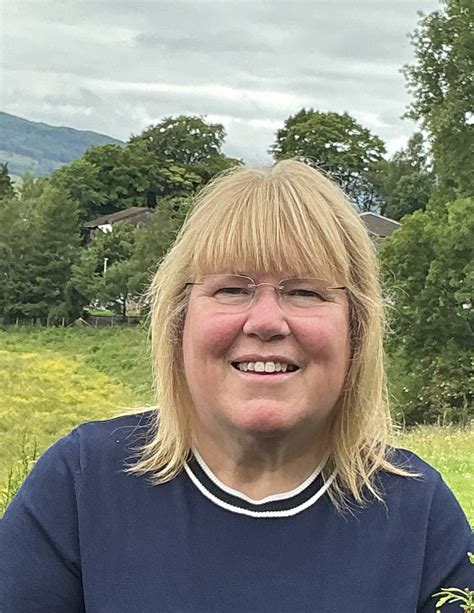 Heartland FM - 🧠 GREY MATTER QUIZ 🧠 I have a large money box, 20 cm