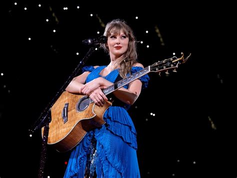 What guitar does Taylor Swift use? The instruments of The Eras Tour