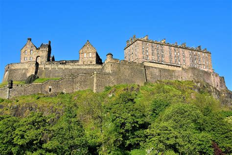 Edinburgh Castle History in Edinburgh, Scotland - Encircle Photos