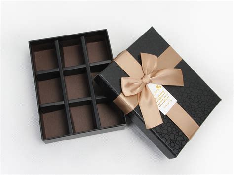 Elegant Black Rigid Chocolate Packaging Boxes With Ribbons