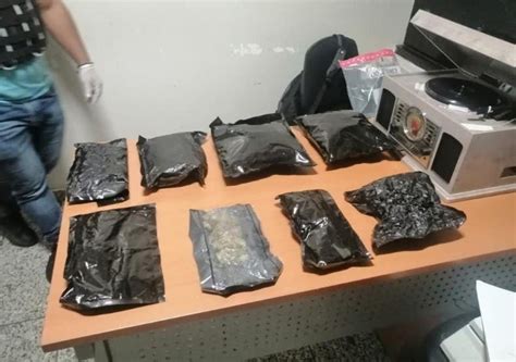 Ocupan 8 Paquetes Marihuana En AILA