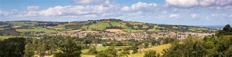 Cotswold Villages Self-guided Walking Tour | England