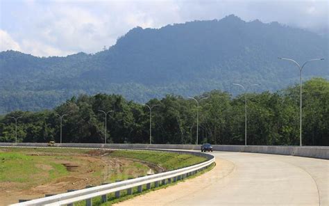 Hutama Karya Targetkan Pembangunan Jalan Tol Ruas Padangsicincin