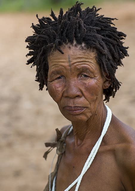 Bushman Woman With Traditional Hairstyle Tsumkwe Namibia Flickr