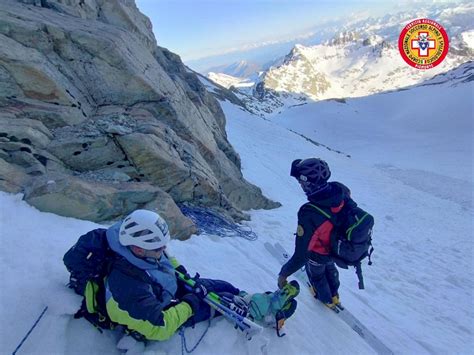 Alpinista Infortunato Sul Monviso Concluso L Intervento Del Soccorso