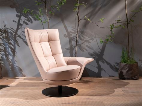 DS 262 SWIFT Swivel Leather Armchair With Armrests By De Sede Design