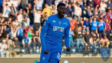 Italie Empoli M Baye Niang Victime D Un Accident De La Route