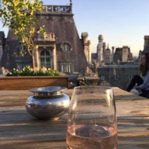 Le Perchoir Marais A Top Paris Rooftop Urbansider