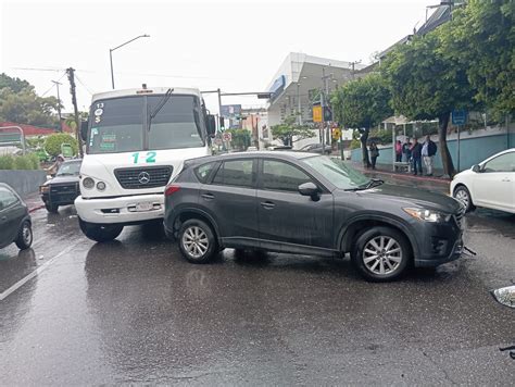 Atiende policía vial de Cuernavaca accidente en avenida Emiliano Zapata