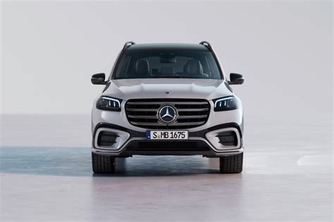 Diaporama Et Photos Mercedes Gls Un Restylage Pour Le Luxueux