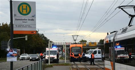 Mannheim Stra Enbahn St T Mit Auto Zusammen Update Mannheim Und