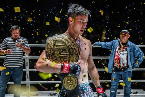 Tawanchai Retains One Featherweight Muay Thai World Title In Instant