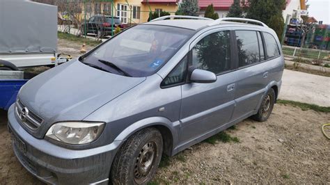 Opel Zafira 2005 Orzeni • Olx Ro