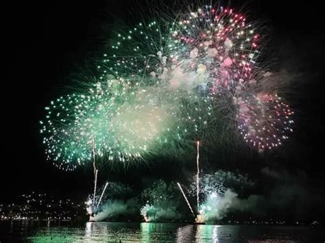 Profitez Des Feux D Artifice Ce Week End Du Juillet Dans Le Var