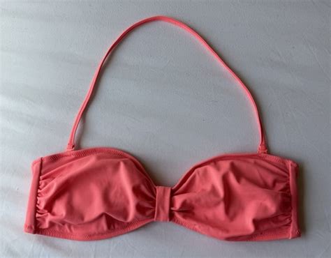 Victorias Secret Pink Strawberry Hot Pink Bikini Top Medium 2012