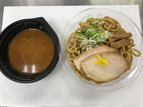 とみ田監修 濃厚豚骨魚介 冷やし焼豚つけ麺 ＠セブンイレブン 外ごはん家ごはん