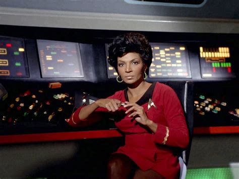 Nichelle Nichols, Pioneering Star Trek Actress and NASA Recruiter, Dies ...