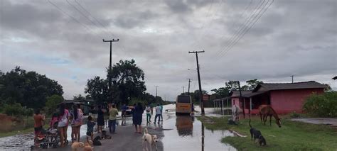 Comunidades indígenas ficam isoladas após rio transbordar em Pacaraima