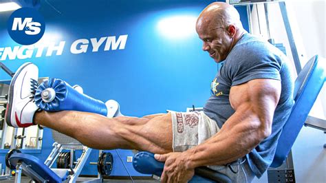 Victor Martinez S Massive Quad Day Leg Workout YouTube