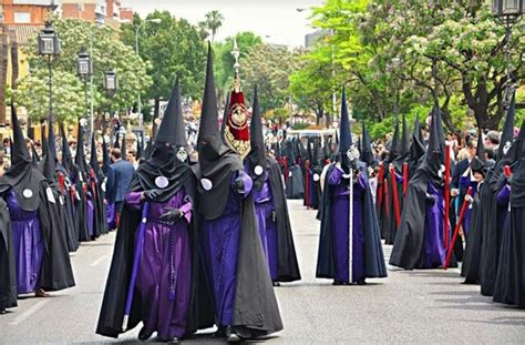 Pasqua In Spagna Come Si Festeggia E Le Tradizioni Pasquali A Siviglia