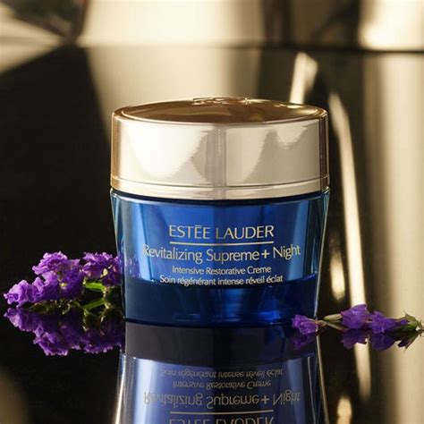 Kem D Ng M Xanh Estee Lauder Revitalizing Supreme Night Ml