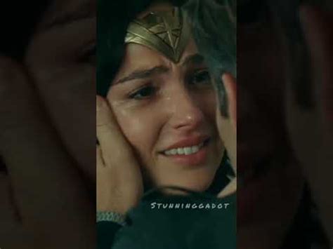 Gal Gadot Kiss Gal Gadot Hot Wonder Women Kiss YouTube