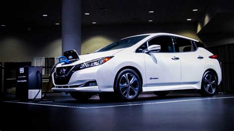 Mobil Listrik Nissan Leaf Resmi Mengaspal Di Indonesia Warta Oto