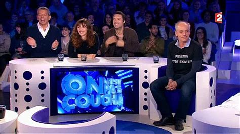 Vanessa Burggraf choque avec un fou rire en plein débat sur les