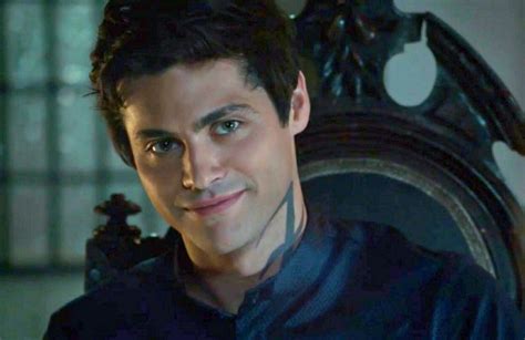 Alec In His New Role Of The Inquisitor In Alicante Shadowhunters