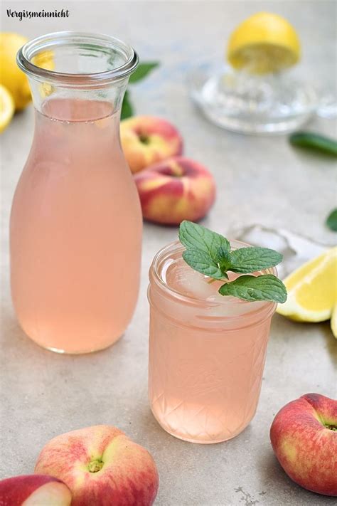 Pin Auf Rezepte Cocktails Und Limonaden Recipes Drinks Pfirsich