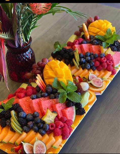 Pin By Julie Gomez On Recipe Fruit Platter Designs Buffet Food Food