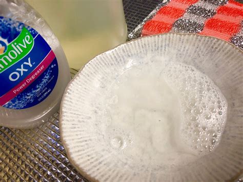 Adding Vinegar to Dish Soap | ThriftyFun