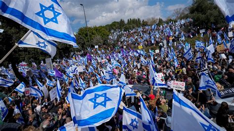 In Israel Large Protests Against Proposed Judiciary Changes