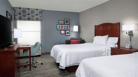 Hotels in Beaumont, Texas - Hampton Inn Beaumont