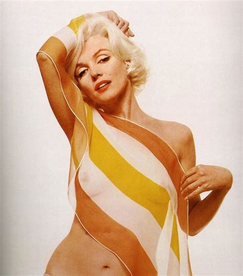 Naked Marilyn Monroe Added 07 19 2016 By Bot