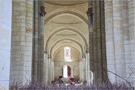 Nef De L Glise Abbatiale De L Abbaye Royale De Fontevraud Fontevraud