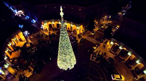 Via Agli Eventi Natalizi Con Accensione Di Alberi E Luminarie Poi Gli