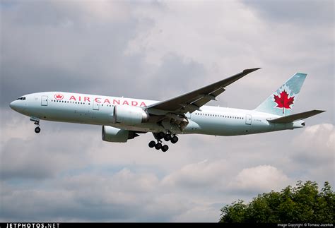 C FIVX Boeing 777 333ER Air Canada Tomasz Jozefiok JetPhotos