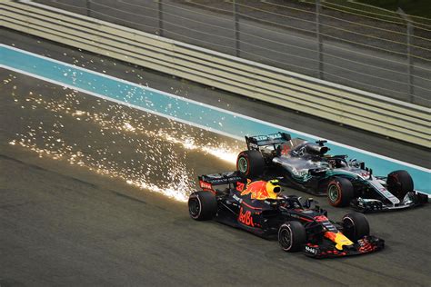 Verstappen vs Hamilton at the 2018 Abu Dhabi GP : r/formula1