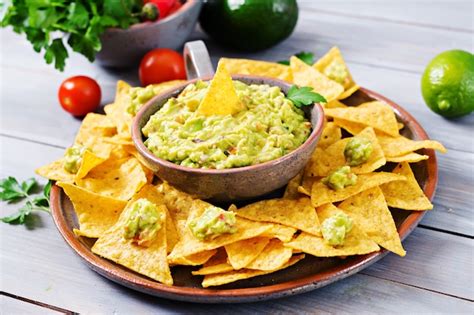 Premium Photo Guacamole Avocado With Nachos Traditional Mexican Snack