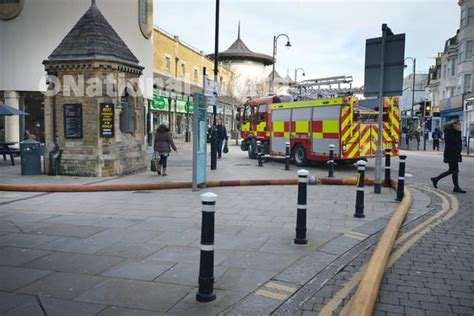 39643425-The day after the major flooding in Hastings town centre ...