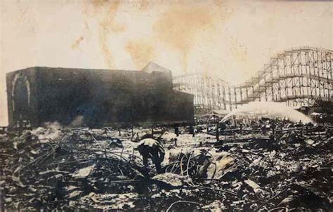 New York History Geschichte 100 Years After Dreamland Fire