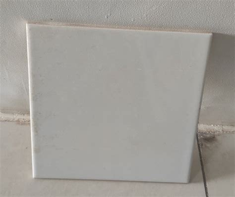 Natural Mosaic White Kitchen Tiles, Thickness: 2 mm, Tile Size: 2 X 2 Feet at Rs 20/pieces in Morbi