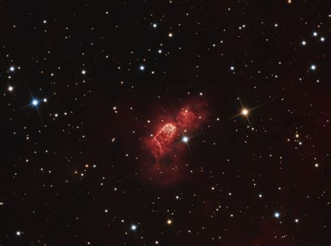 Amazing Hourglass Nebula Photo Captured by Patient Stargazer | Space